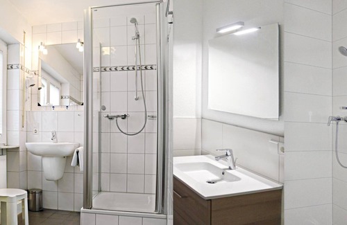 Woerth am Rhein Hotel | Hotel Zum Hirsch Wörth am Rhein