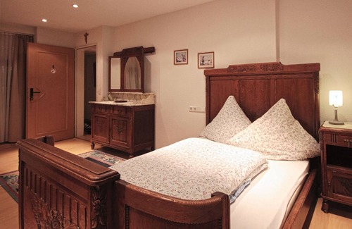 Weilerswist Bed & Breakfast | Hotel zum Schwan