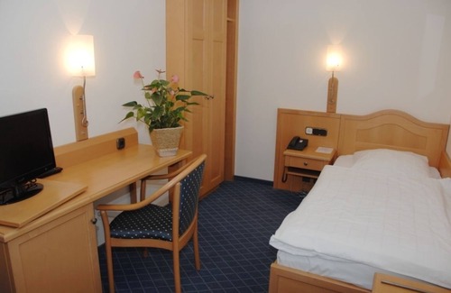 Wermelskirchen Hotel | Hotel Zur Eich