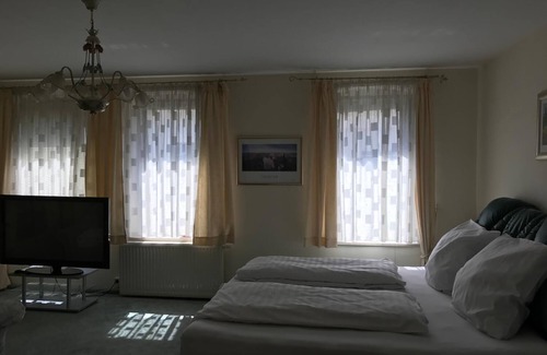 Dorfstadt Hotel | Hotel Zur Sonne