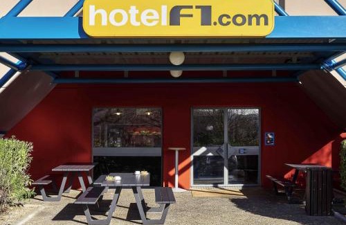 Mons-en-Baroeul Hotel | hotelF1 Lille Metropole