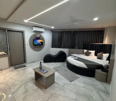 Ahmedabad Hotel | hotelhrplaza