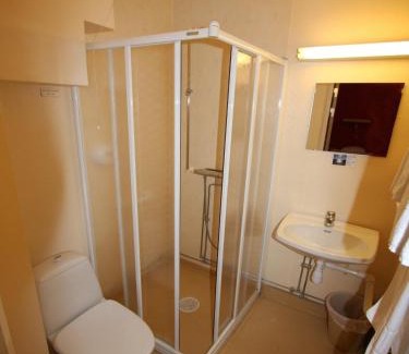 Stensberg-Kungshog Hotel | Hotell Linnéa
