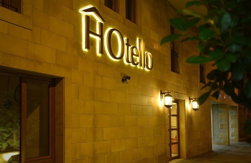 Jounieh Hotel | HOtello Guest Suites