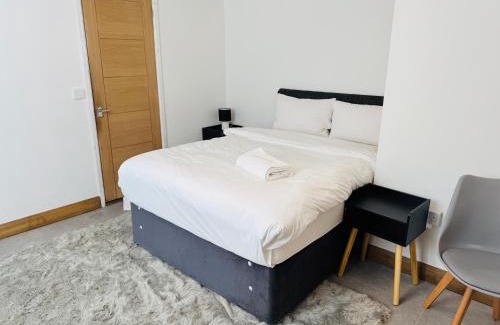 Newport Hotel | Hotels 24-7 - The Old Victoria Hotel