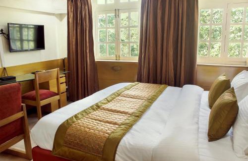 Connaught Place Hotel | Hotels Daffodils Connaught Place