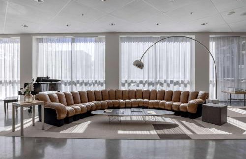 Iowa City Hotel | Hotelvetro Iowa City, Tapestry Collection By Hilton