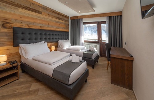 Sestriere Hotel | Hotiday Sestriere Ski Run
