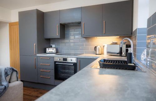 Kirkheaton Apartment | Hotl Aparts at The Deal House