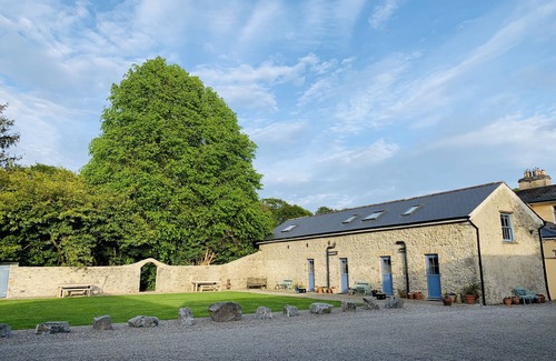 Ballynakill Cottage | Hotwell House