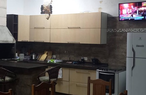 Martim de Sa House | House with Pool on Martim de Sá Beach