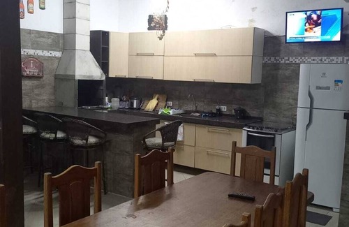 Martim de Sa House | House with Pool on Martim de Sá Beach