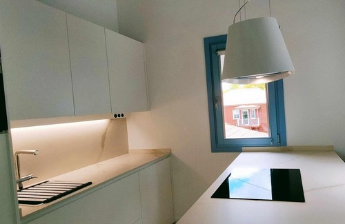 San Lorenzo de Barjacoba House | House in the SIl canyons