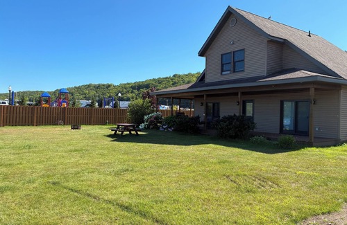 Houghton House | Houghton Aspen Beach House