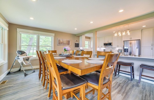 Houghton Lake House | Houghton Lake Home w/Private Dock + Kayaks!