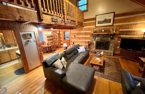 Ferguson House | Hounds Retreat