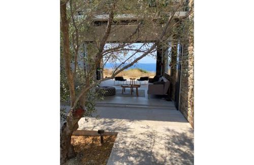 Milos Villa | Hourglass Villa's Milos