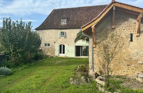 Saint-Gladie-Arrive-Munein House | Hourquebie-Demeure de charme entièrement rénovée à 2 min de la rivière-Entre mer et montagne