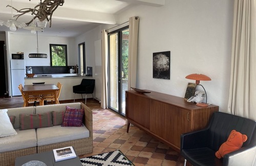 Arpaillargues-et-Aureillac House | House 3 bedrooms 2 minutes from Uzes - calm on 4500 m² park and garden