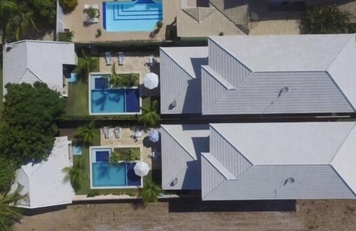 Alto da Cruz House | House 09 new suites near the sea