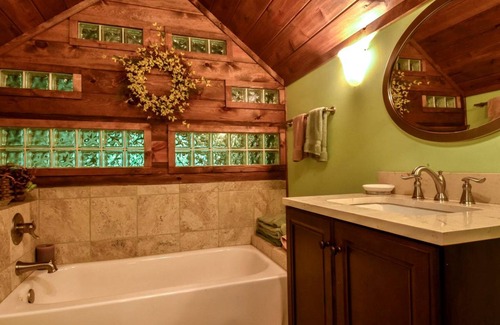 Topton House | House ∙ 1 bedroom ∙ 2 guests