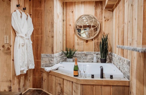 Lexington House | House ∙ 1 bedroom ∙ 2 guests