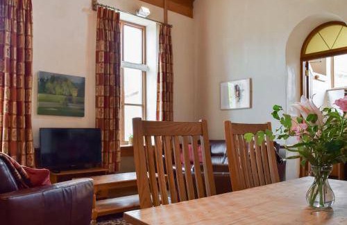 Waterperry House | House ∙ 1 bedroom ∙ 6 guests