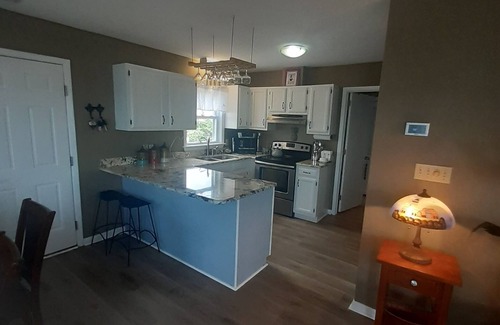 Ocean City Beach House | HOUSE 1 Minute Walk to Ocean, Sound & Ocean Views, Pet Friendly, LINENS INCLUDED