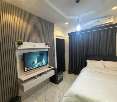 Lagos Apartment | House 14 Mini