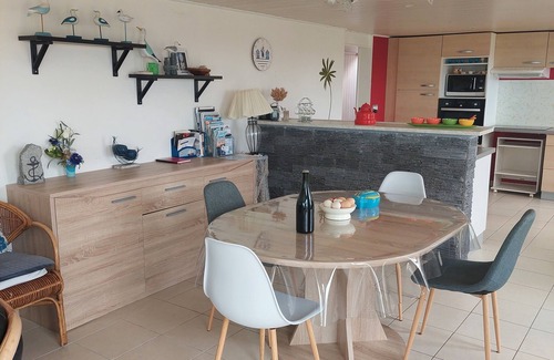 Plougasnou House | house 150 m from the sea and the GR34 coastal path in plougasnou