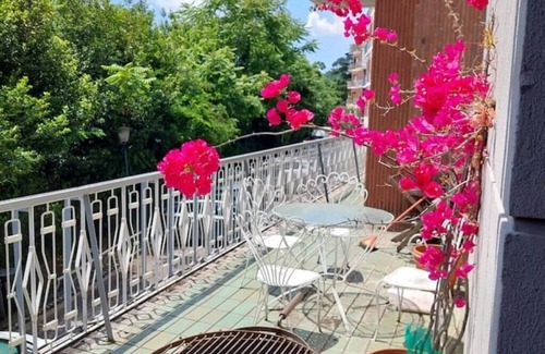 Zona LIII Tomba di Nerone House | House 150 sqm with garden, central area