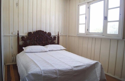 Ponta do Papagaio House | House 220 meters from the beach, super airy and quiet, with barbecue area