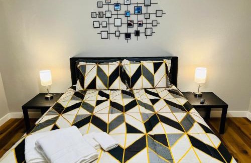 Loughman House | House 3-Bed 2,5-Bath FREE Parking with Washer Dryer inside