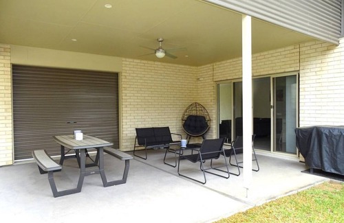 Port Hughes House | House ∙ 3 bedrooms ∙ 8 guests