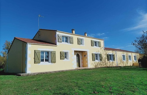 Mouzeuil-Saint-Martin Villa | House 300 m²,14 pers 5* heated swimming pool, spa, sauna, games room and fitness room