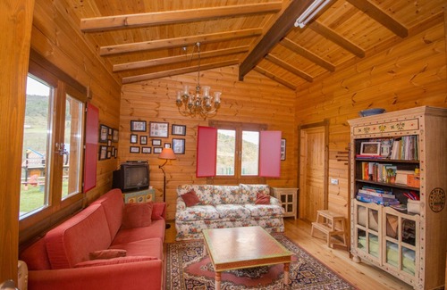 Martijana Cabin | House 4 Eskutzi, Waterfall