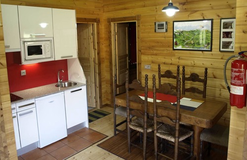 Martijana Cabin | House 4 Eskutzi, Waterfall