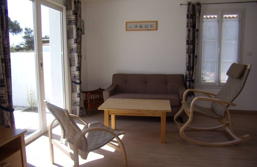 Ile d'Yeu House | House 4 persons 700m port Joinville 100m from the sea