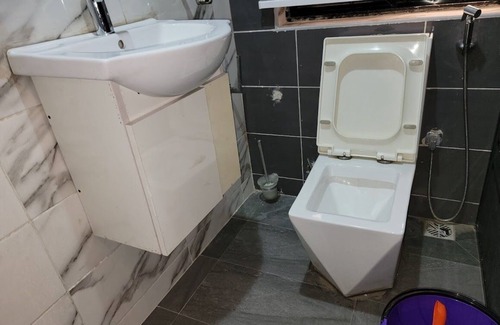 Kwara Hotel | House 44