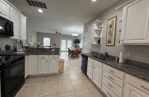 Surfside Beach House | House ∙ 5 bedrooms ∙ 10 guests