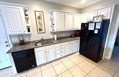 Surfside Beach House | House ∙ 5 bedrooms ∙ 10 guests