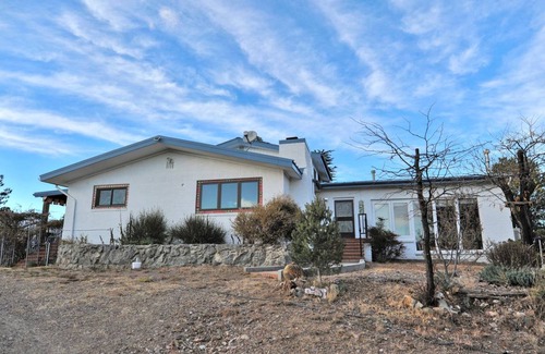 Tyrone House | House ∙ 5 bedrooms ∙ 13 guests