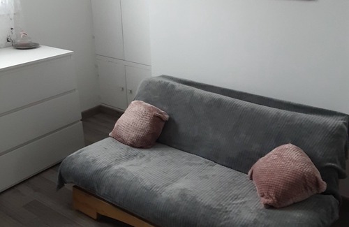 Miroir - Batignolles House | House 5 minutes from the station by car and 10 minutes from the 24-hour race circuit