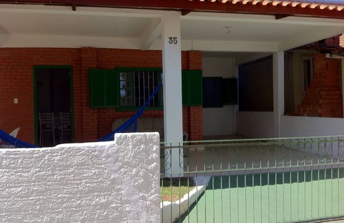 Armacao House | House 50 meters from Armação beach-Floripa