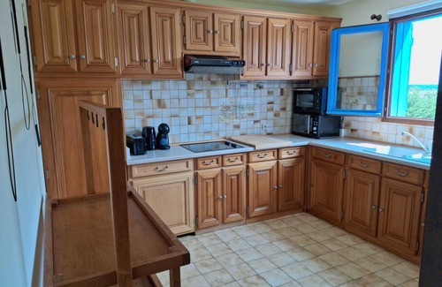 Les Vans Villa | House 6/8 persons (10 max), with swimming pool, garden 4800m2, les vans Sud Ardèche