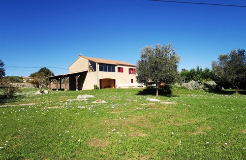 Les Vans Villa | House 6/8 persons (10 max), with swimming pool, garden 4800m2, les vans Sud Ardèche