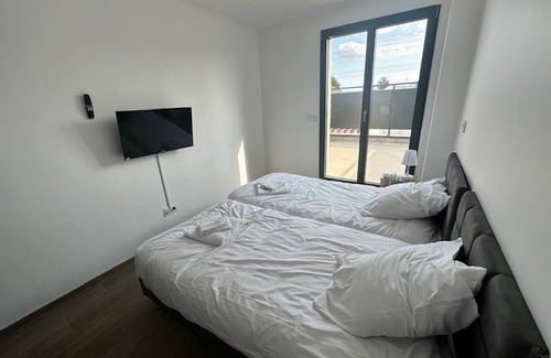 Satolas-et-Bonce Apartment | House 70 with 8 bedrooms lechaffardcom