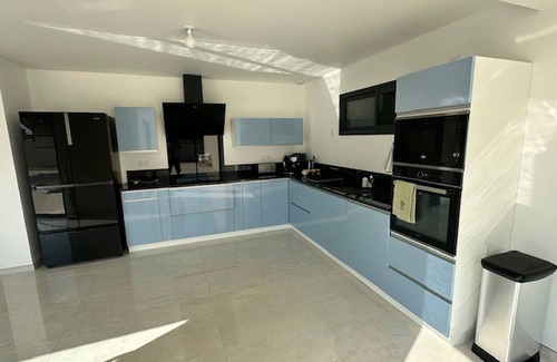Satolas-et-Bonce Apartment | House 70 with 8 bedrooms lechaffardcom
