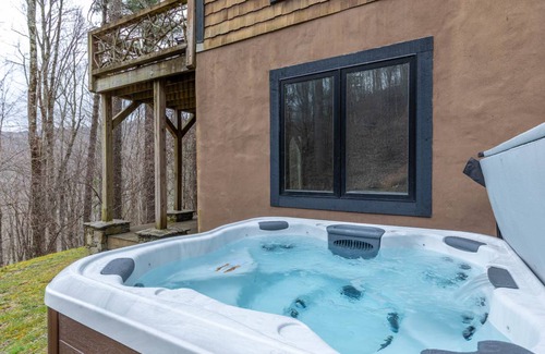 Banner Elk House | House ∙ 8 bedrooms ∙ 24 guests