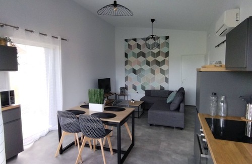 Saint-Marcel House | House 8 pers with pool Malestroit LaLaLande